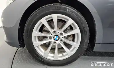 BMW 3-Series 2017 2.0 Автомат в Москве № 528540, миниатюра 5