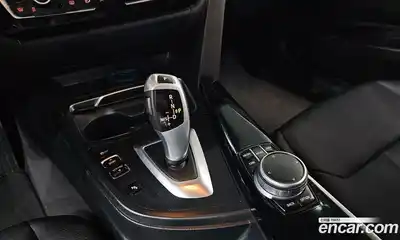 BMW 3-Series 2017 2.0 Автомат в Москве № 528540, миниатюра 9