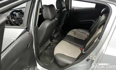 Chevrolet Spark 2012 1.0 Механическая в Москве № 528676, миниатюра 11