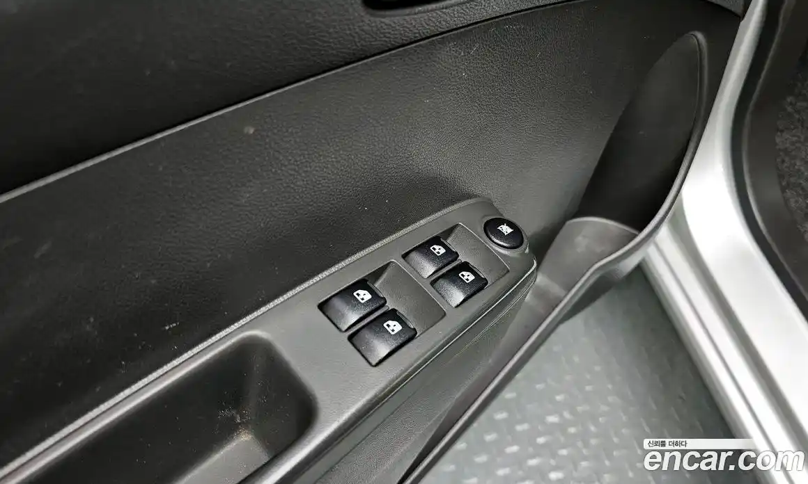 Chevrolet Spark 2012 1.0 Механическая в Москве № 528676, фото 14