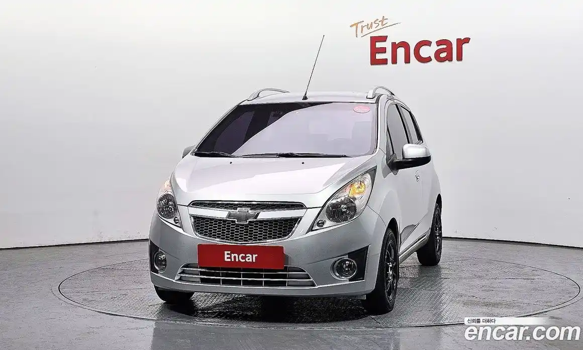 Chevrolet Spark 2012 1.0 Механическая в Москве № 528676, фото 3