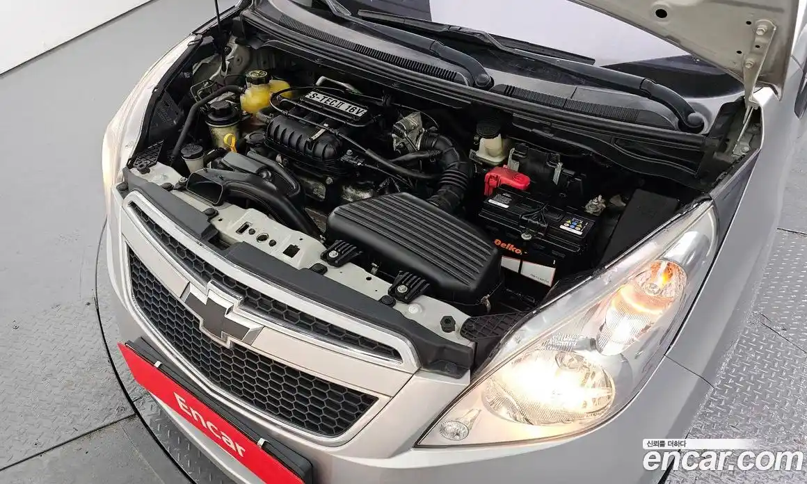 Chevrolet Spark 2012 1.0 Механическая в Москве № 528676, фото 6