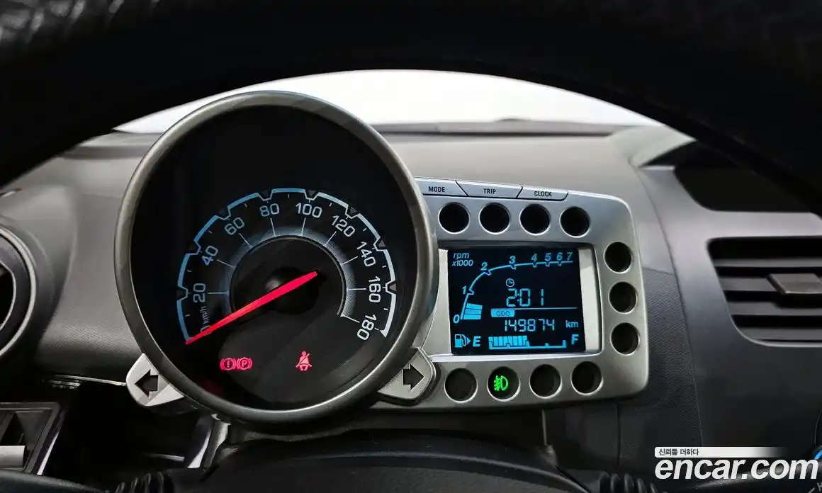 Chevrolet Spark 2012 1.0 Механическая в Москве № 528676, фото 8