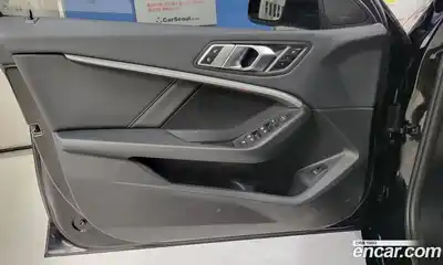 BMW 1-Series 2023 2.0 Автомат в Москве № 528696, миниатюра 11