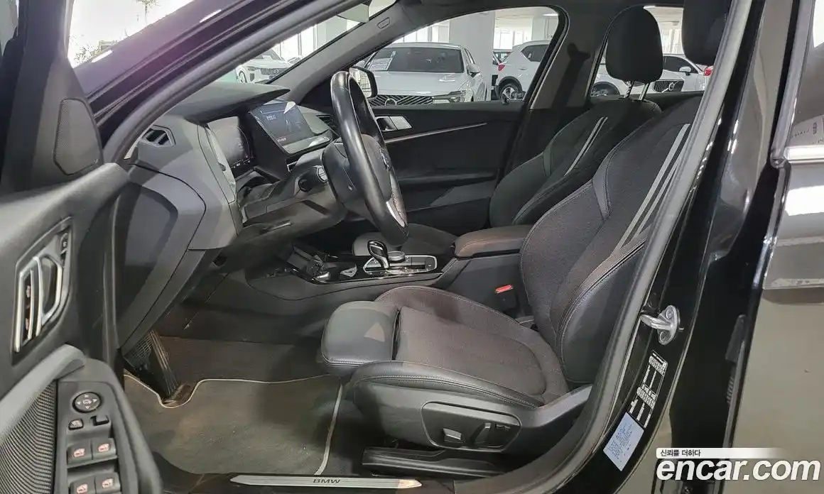 BMW 1-Series 2023 2.0 Автомат в Москве № 528696, фото 12