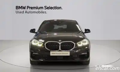 BMW 1-Series 2023 2.0 Автомат в Москве № 528696, миниатюра 2