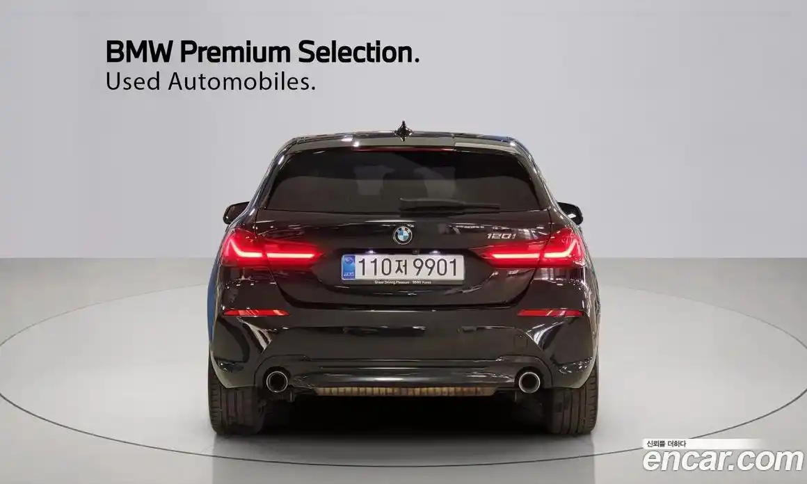 BMW 1-Series 2023 2.0 Автомат в Москве № 528696, фото 3