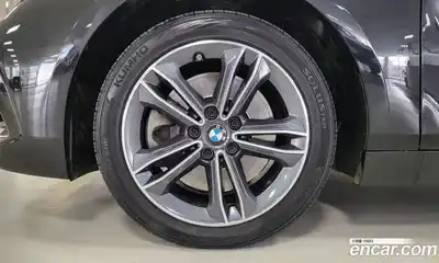 BMW 1-Series 2023 2.0 Автомат в Москве № 528696, миниатюра 5