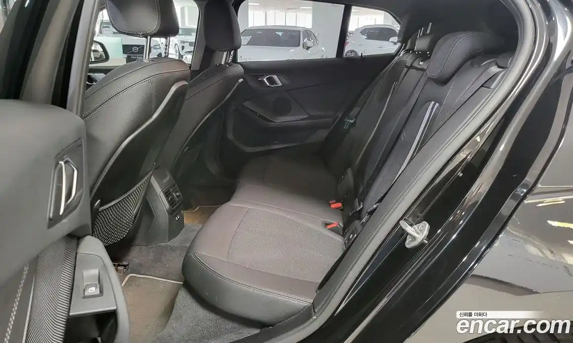 BMW 1-Series 2023 2.0 Автомат в Москве № 528696, фото 10