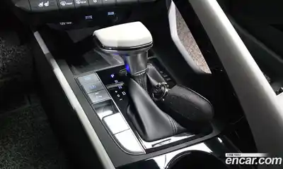 Hyundai Avante 2021 1.6 Автомат в Москве № 530106, миниатюра 8