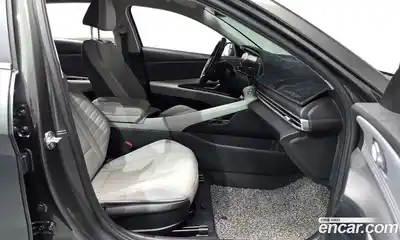 Hyundai Avante 2021 1.6 Автомат в Москве № 530106, миниатюра 10