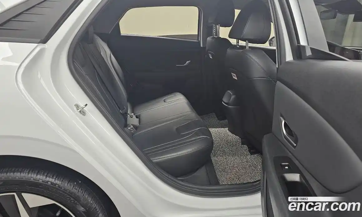 Hyundai Avante 2021 1.6 Автомат в Москве № 530301, фото 12