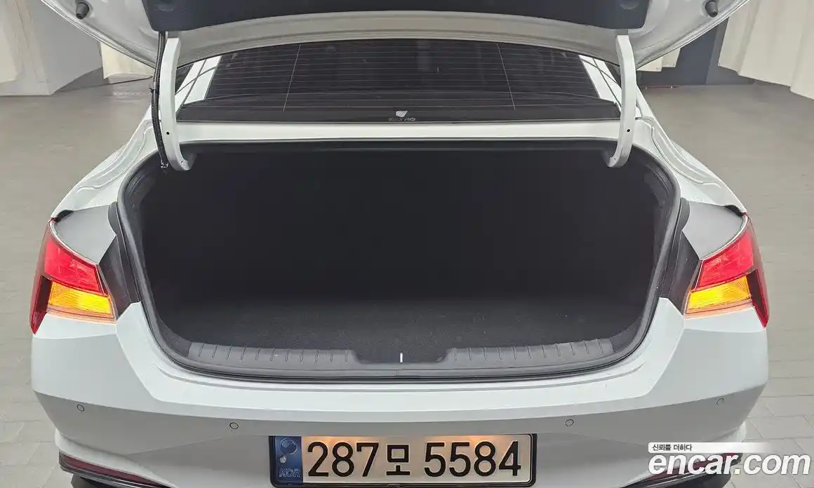 Hyundai Avante 2021 1.6 Автомат в Москве № 530301, фото 20