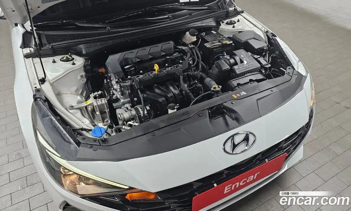 Hyundai Avante 2021 1.6 Автомат в Москве № 530301, фото 6