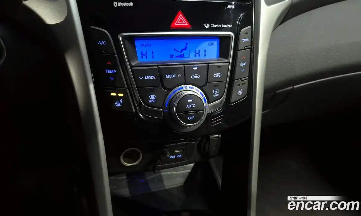 Hyundai i30 2015 1.6 Автомат в Москве № 531461, фото 16