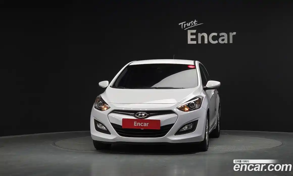 Hyundai i30 2015 1.6 Автомат в Москве № 531461, фото 3