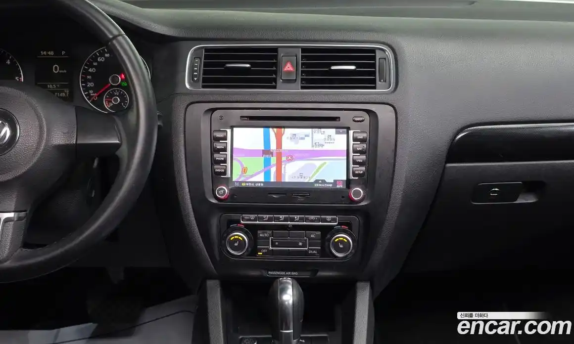 Volkswagen Jetta 2012 2.0 Автомат в Москве № 532662, фото 14