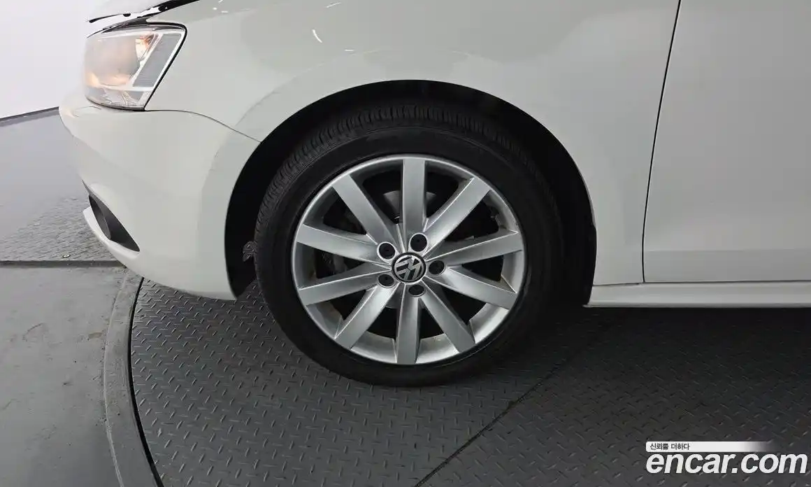 Volkswagen Jetta 2012 2.0 Автомат в Москве № 532662, фото 5