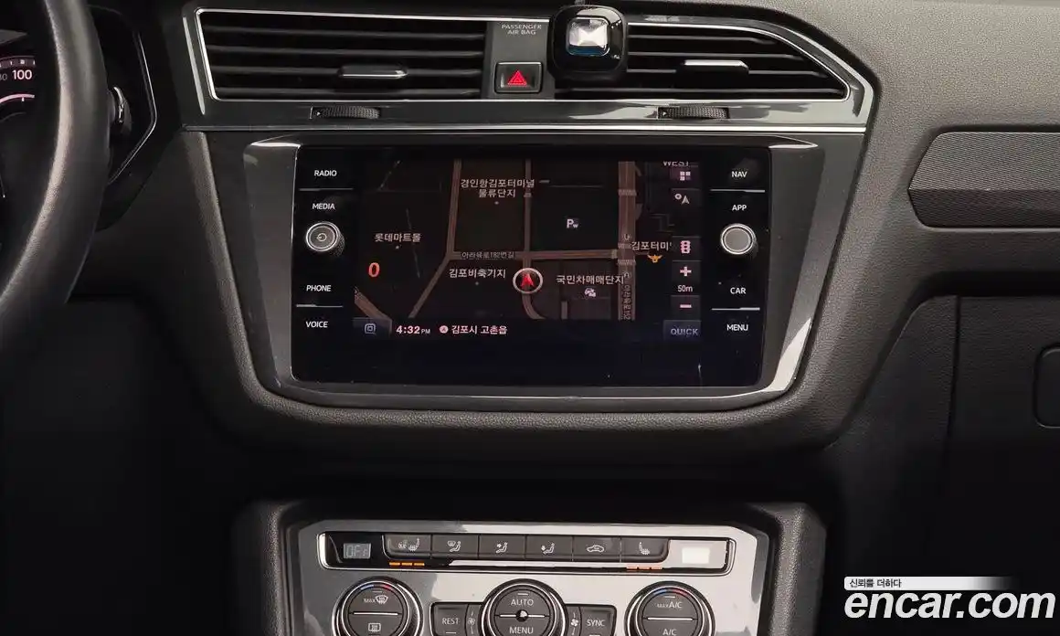 Volkswagen Tiguan 2018 2.0 Автомат в Москве № 533266, фото 14