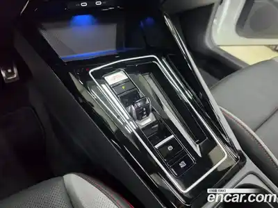 Volkswagen Golf 2024 2.0 Автомат в Москве № 533843, миниатюра 9