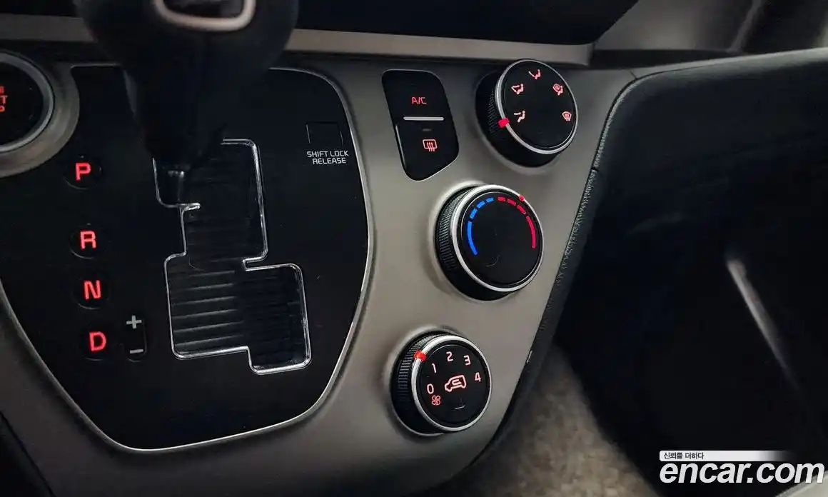 Kia Ray 2022 1.0 Автомат в Москве № 534108, фото 16