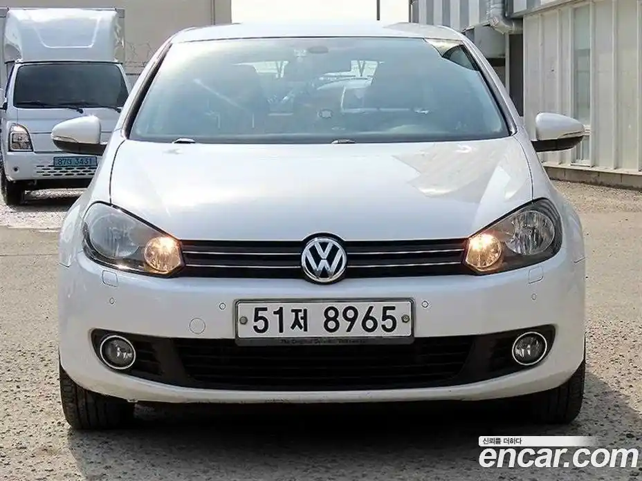 Volkswagen Golf 2012 1.6 Автомат в Москве № 534502, фото 1
