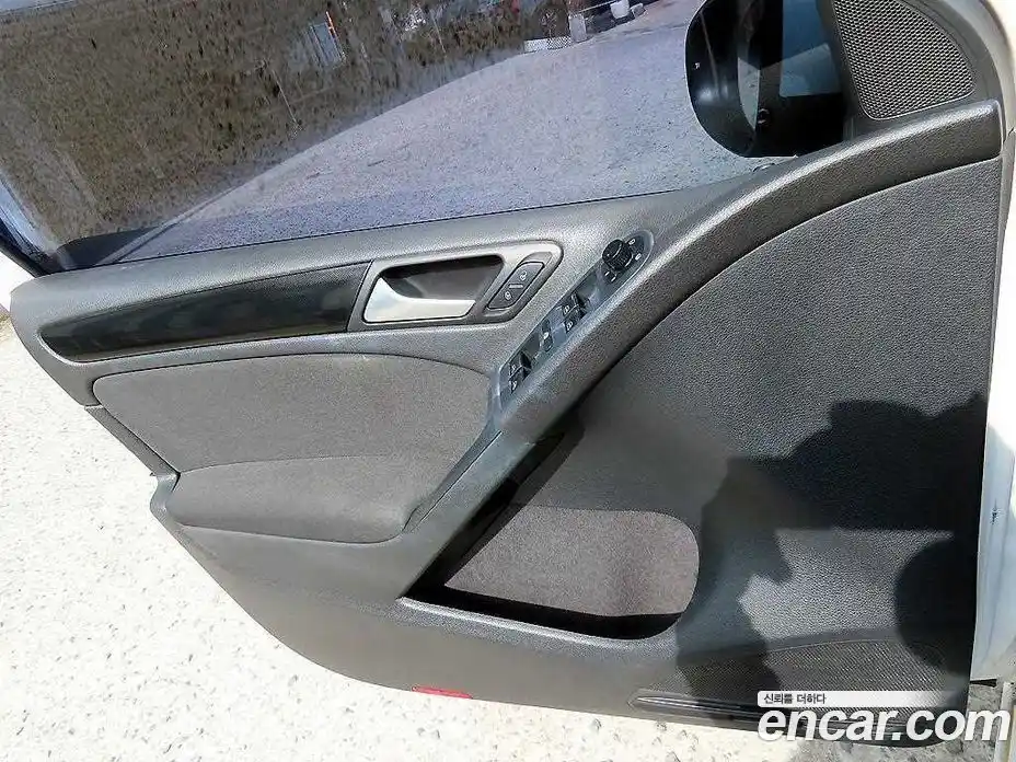 Volkswagen Golf 2012 1.6 Автомат в Москве № 534502, фото 11