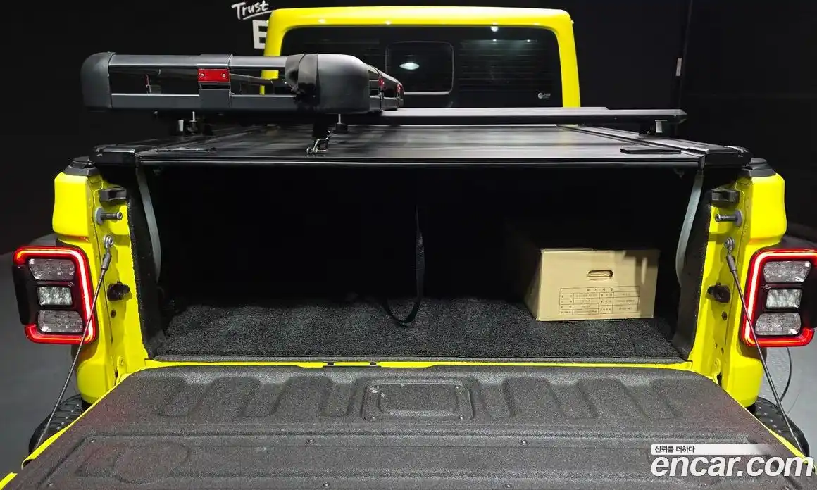 Jeep Gladiator 2023 3.6 Автомат в Москве № 534505, фото 20