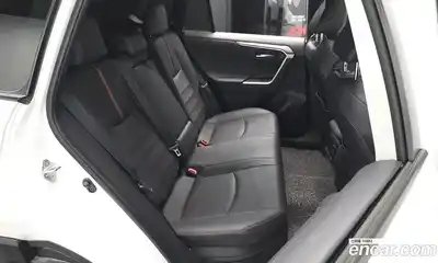 Toyota RAV4 2025 2.5 Автомат в Москве № 535393, миниатюра 11