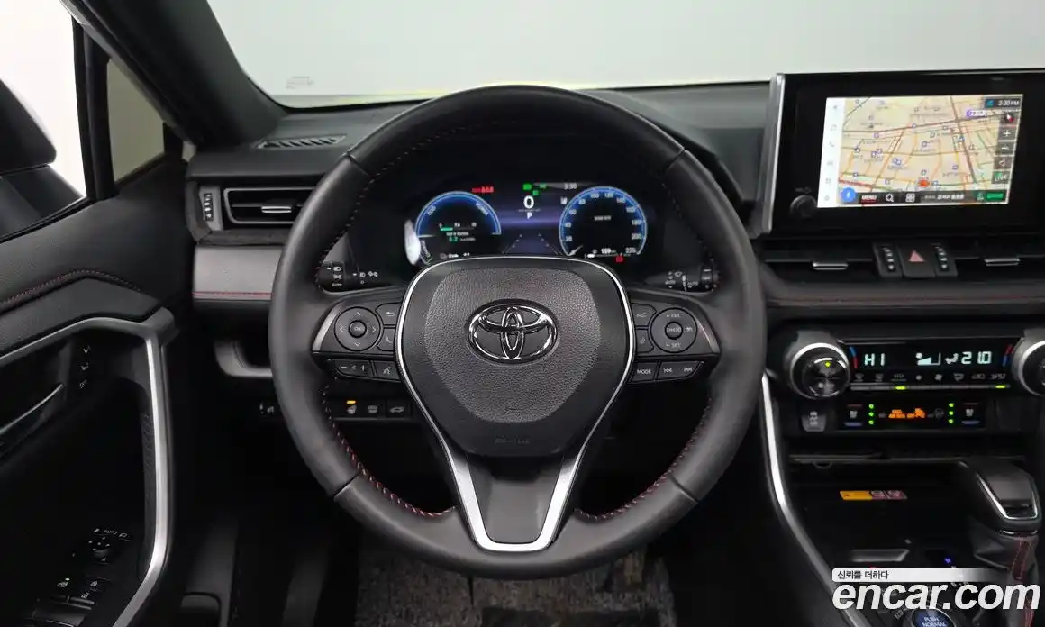 Toyota RAV4 2025 2.5 Автомат в Москве № 535393, фото 12