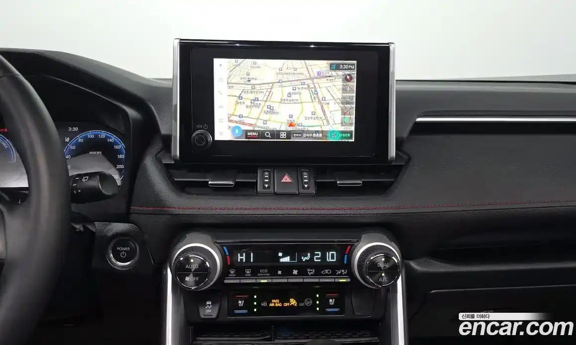 Toyota RAV4 2025 2.5 Автомат в Москве № 535393, фото 13