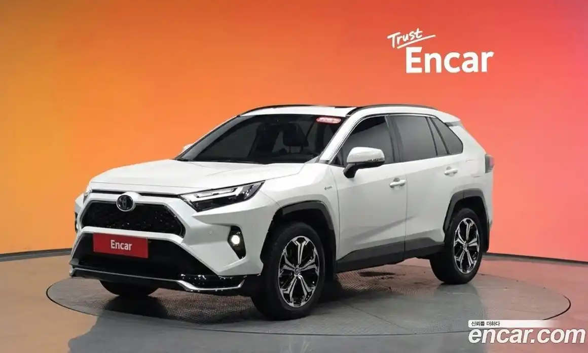 Toyota RAV4 2025 2.5 Автомат в Москве № 535393, фото 20