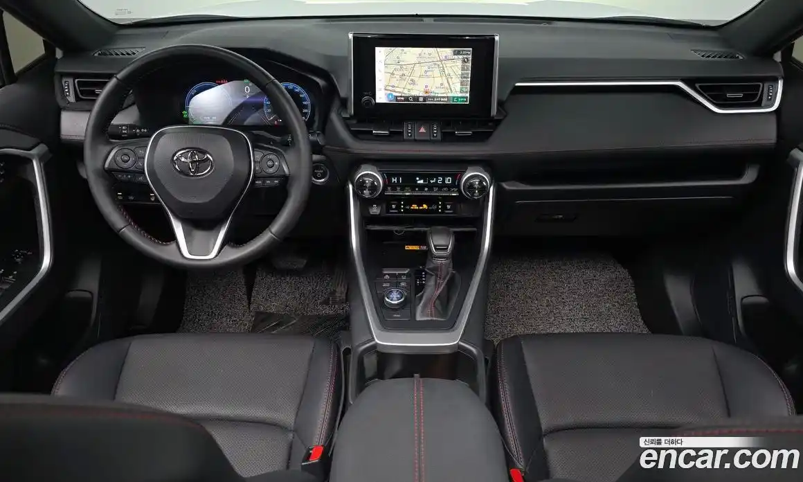 Toyota RAV4 2025 2.5 Автомат в Москве № 535393, фото 6