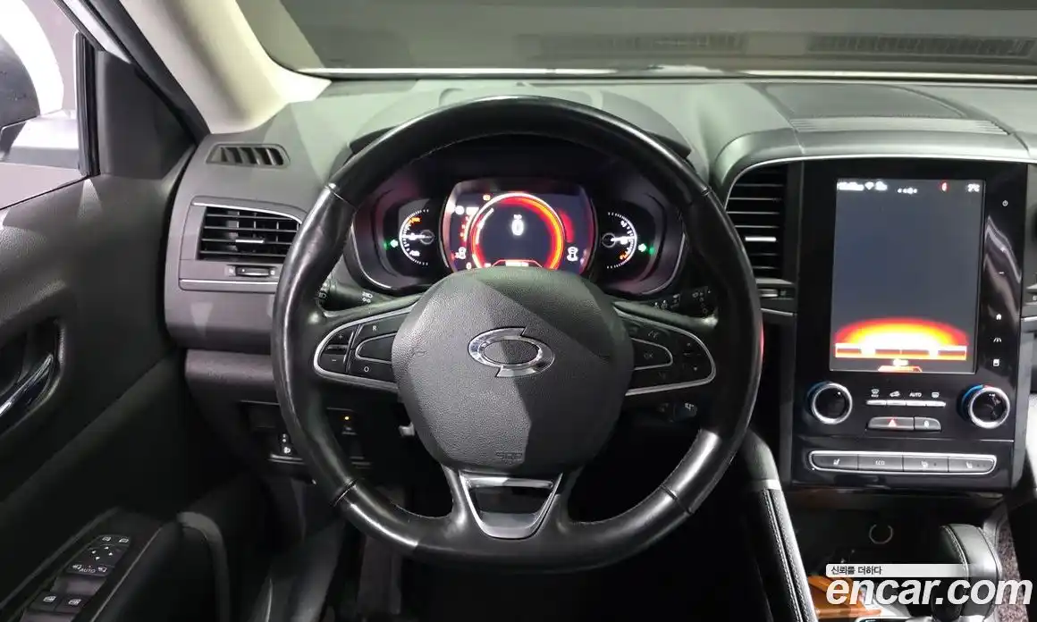 Renault QM6 2023 2.0 Автомат в Москве № 535877, фото 13