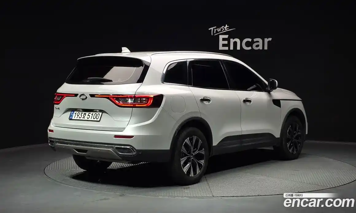 Renault QM6 2023 2.0 Автомат в Москве № 535877, фото 2