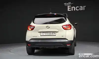 Renault QM3 2015 1.5 Автомат в Москве № 536103, миниатюра 4