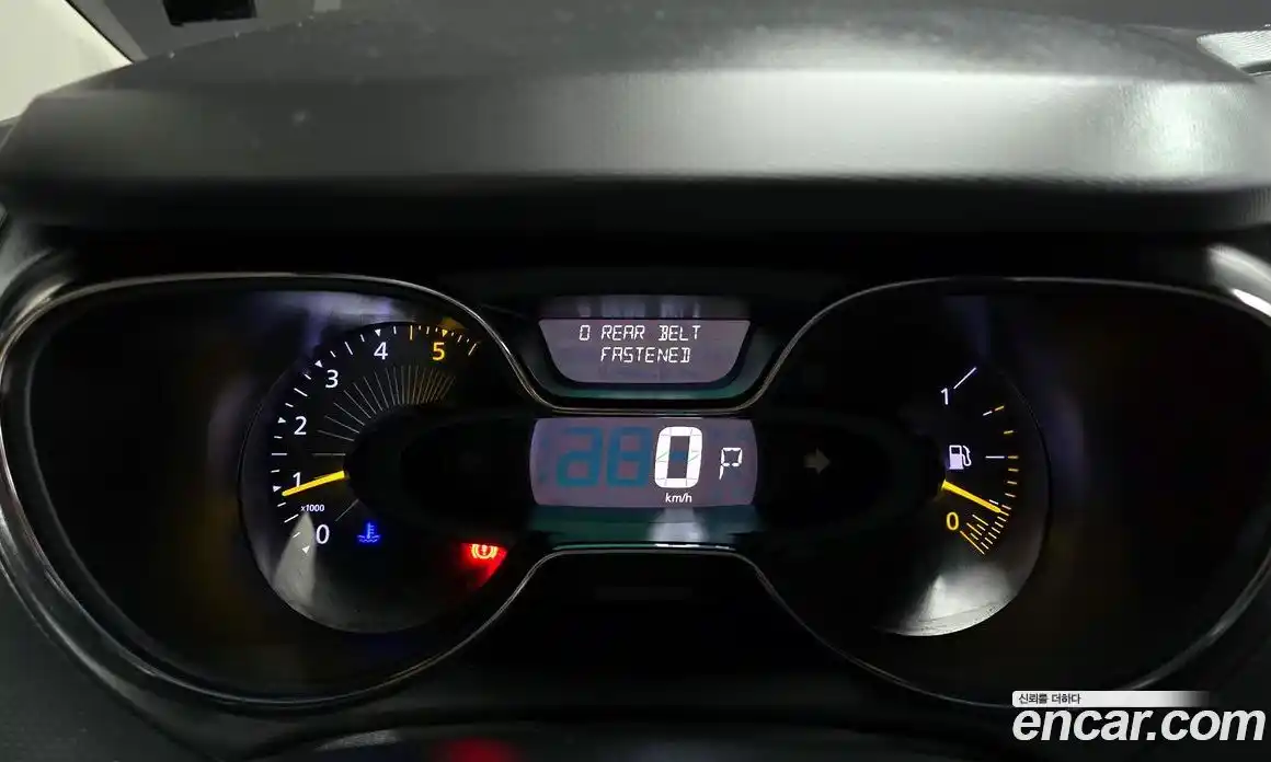 Renault QM3 2015 1.5 Автомат в Москве № 536103, фото 8