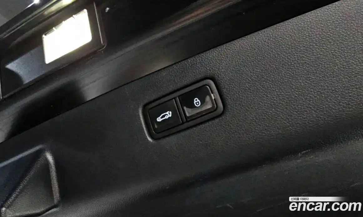 Genesis GV70 2022 0.1 Автомат в Москве № 536622, фото 18