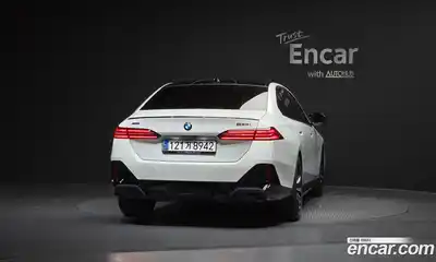 BMW 5-Series 2024 2.0 Автомат в Москве № 538097, миниатюра 4