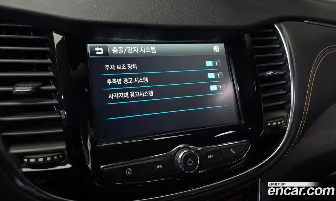 Chevrolet Trax 2018 1.6 Автомат в Москве № 540140, фото 16