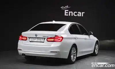 BMW 3-Series 2018 2.0 Автомат в Москве № 540808, миниатюра 2