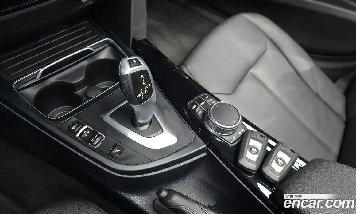 BMW 3-Series 2018 2.0 Автомат в Москве № 540808, фото 9