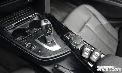 BMW 3-Series 2018 2.0 Автомат в Москве № 540808, миниатюра 9