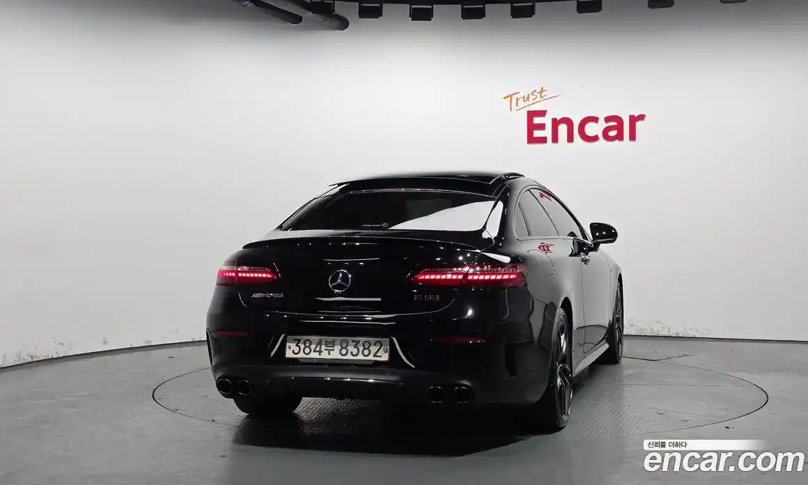 Mercedes-Benz E-Class 2023 3.0 Автомат в Москве № 541489, фото 4