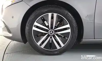 Mercedes-Benz A-Class 2021 2.0 Автомат в Москве № 542552, миниатюра 4