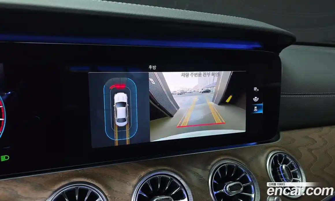 Mercedes-Benz E-Class 2021 2.0 Автомат в Москве № 543474, фото 15