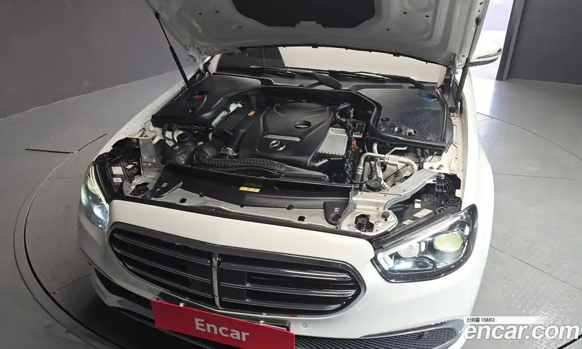 Mercedes-Benz E-Class 2021 2.0 Автомат в Москве № 543474, фото 6