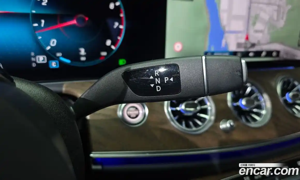 Mercedes-Benz E-Class 2021 2.0 Автомат в Москве № 543474, фото 9