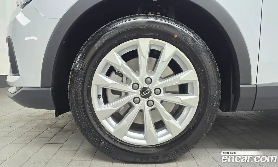 Audi Q3 2025 2.0 Автомат в Москве № 543806, фото 5