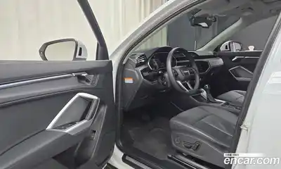 Audi Q3 2025 2.0 Автомат в Москве № 543806, миниатюра 10